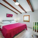 Holiday home In With Wifi *